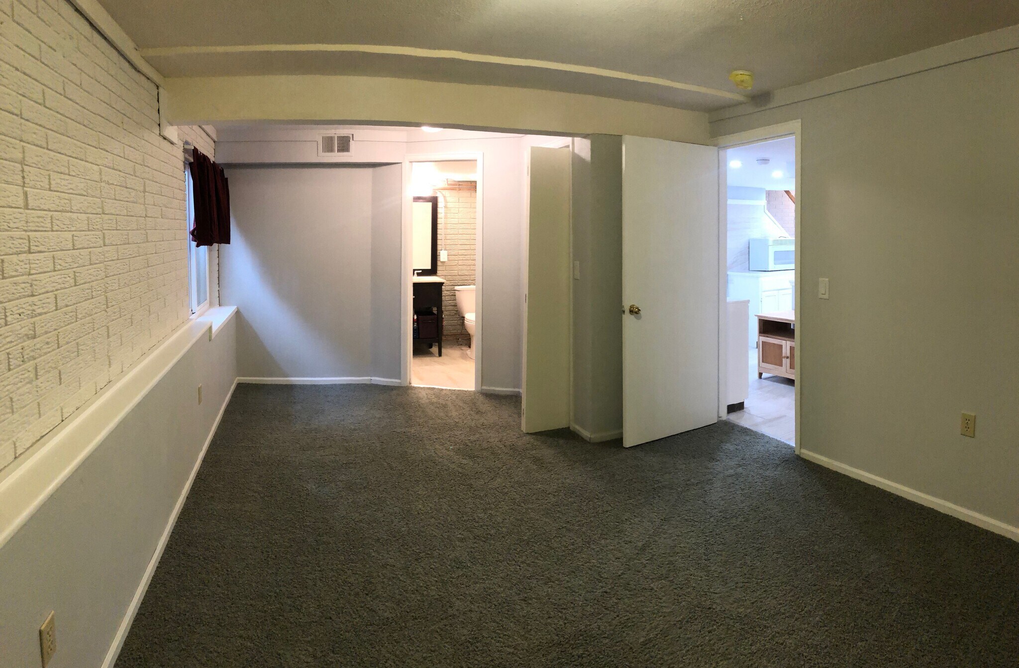Building Photo - 9747 Osceola St