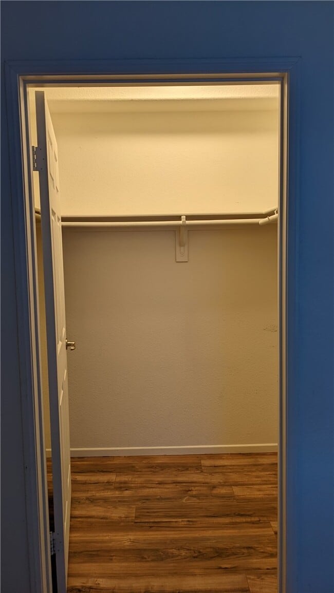 Building Photo - 41410 Juniper St