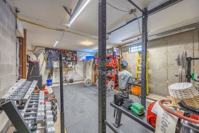 Building Photo - 27 Saw Mill Rd