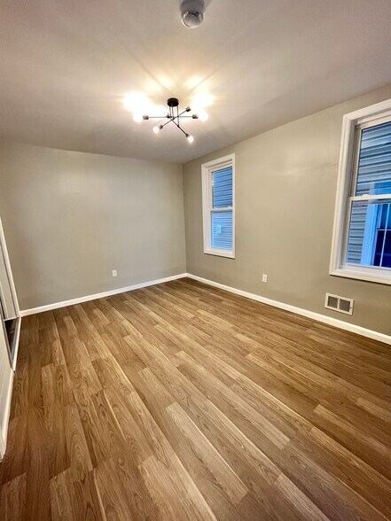 Unit 1 - 197 Gates Ave