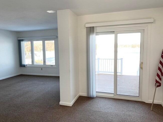 Building Photo - 112 Beacon Park Rd