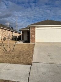 Building Photo - First month free - built in 2023!