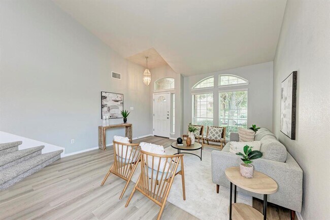 Building Photo - 10301 Beard Ave
