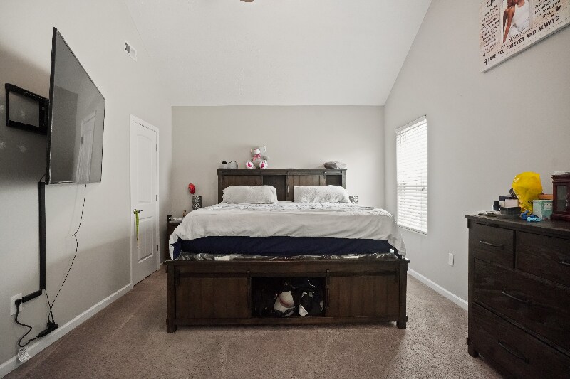 Building Photo - 1728 Sunray Dr