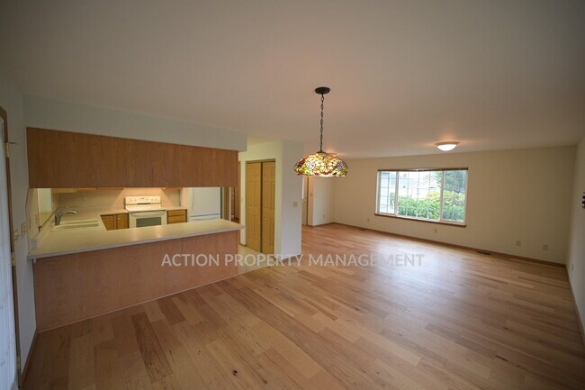 Building Photo - 3 bed 2 bath home in Sequim