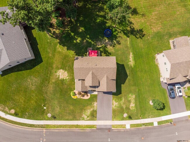 Building Photo - 106 Balsam Way