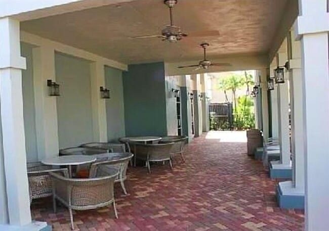 Building Photo - 1717 Borrego Way