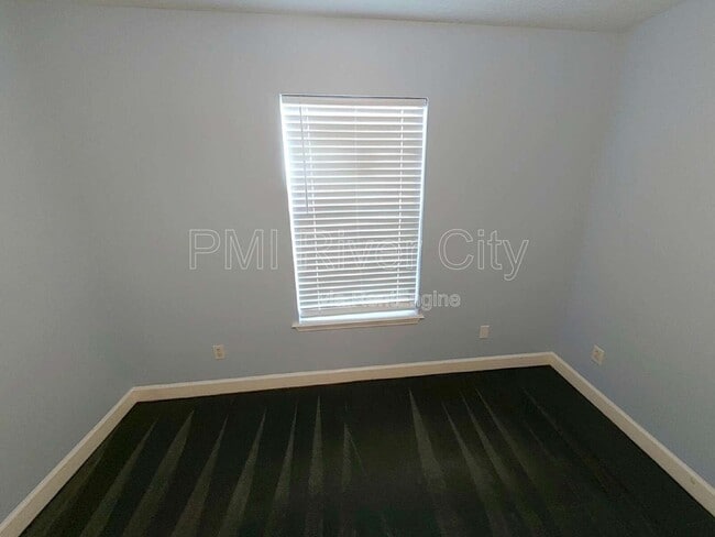 Building Photo - 1866 Sentry Oak Ct