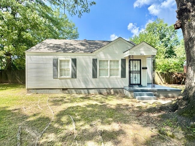 Primary Photo - 3452 Dunn Ave