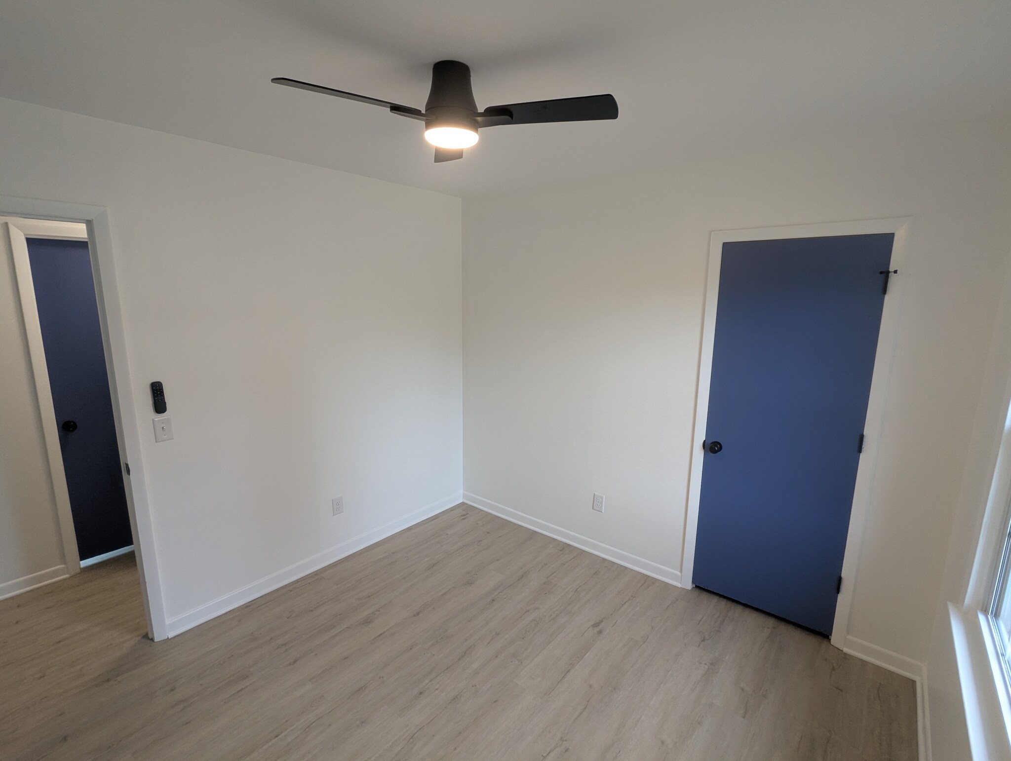 Building Photo - 5310 Lord Tennyson Dr