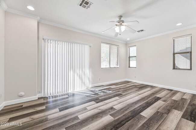 Building Photo - 4046 S Tatum Ln