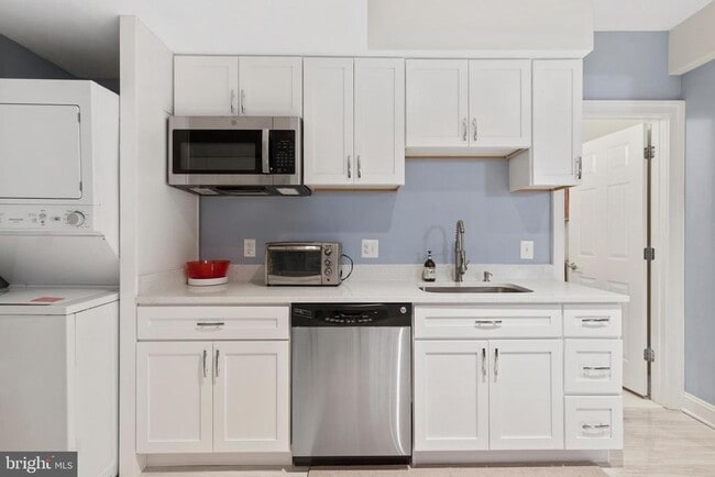 Building Photo - 43610 Aldie Mill Ct