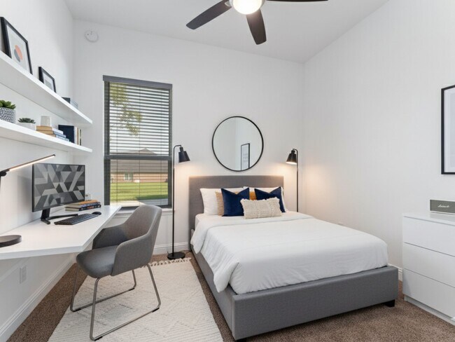 Building Photo - 522 Black Bronco Rd