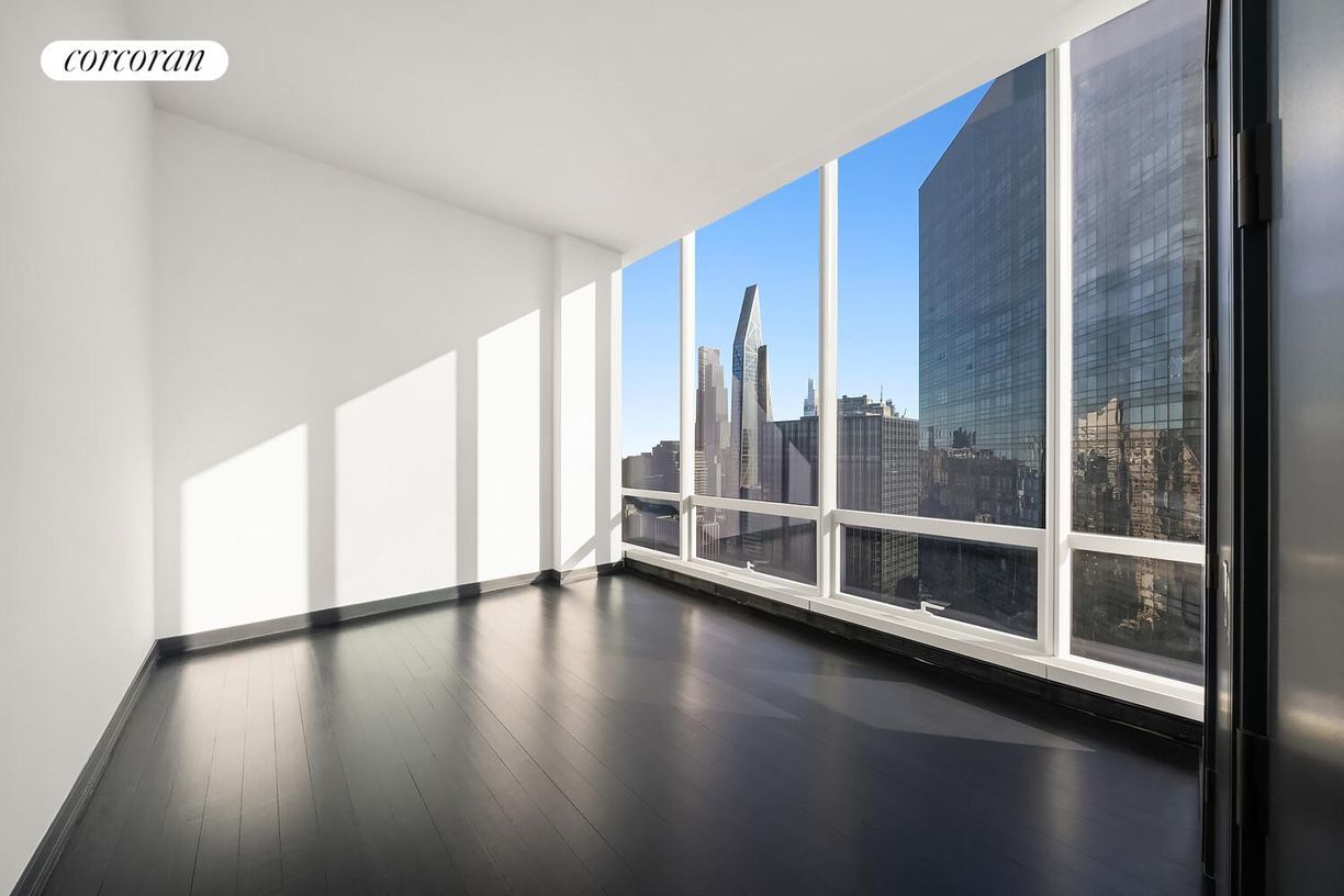 Building Photo - 157 W 57th St