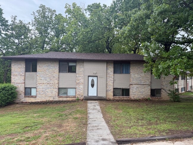 Building Photo - 3229 Cassidy Rd