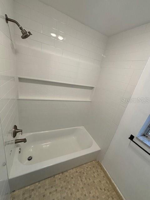 Building Photo - 9161 N Abbot Dr