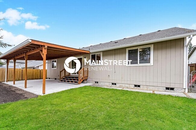 Building Photo - 3 Bedroom Pet-Friendly Home in PUYALLUP, WA with Main Street Renewal