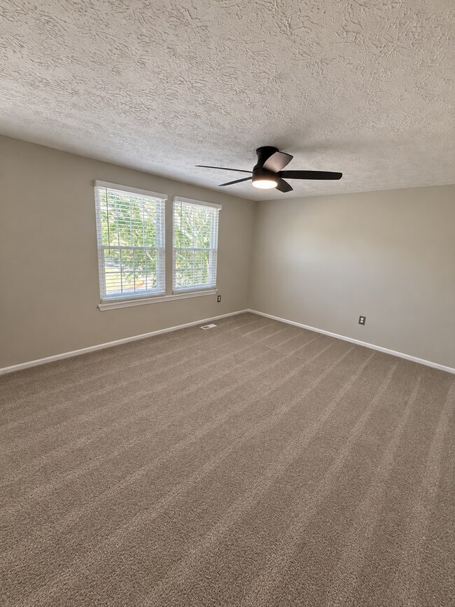 Building Photo - 3340 Garrison Cir