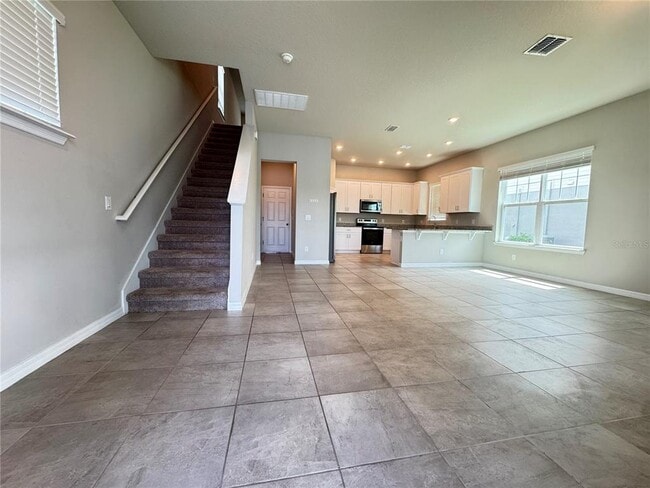 Building Photo - 440 Venetian Palms Blvd