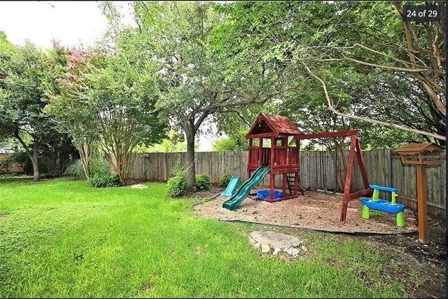 Building Photo - 1837 Maize Bend Dr