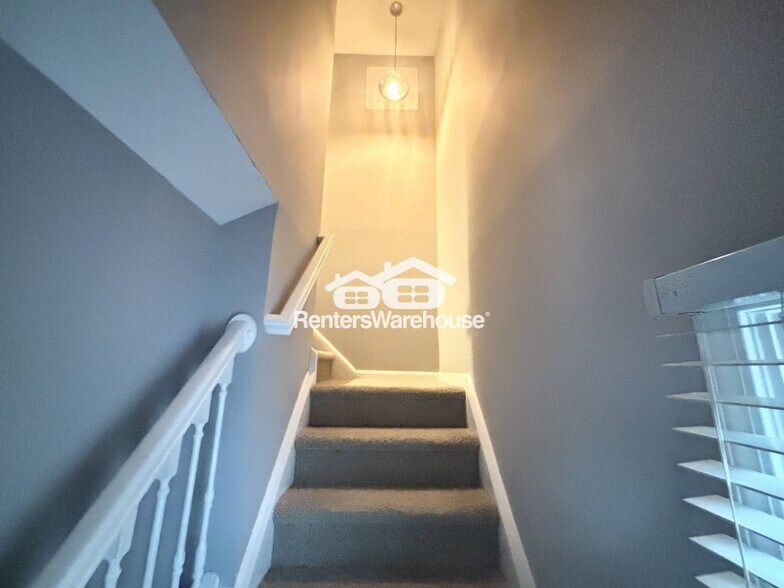 Building Photo - 6466 Woodland Forest Dr