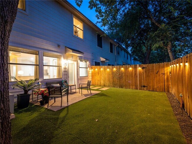 Building Photo - 4508 Duval Rd