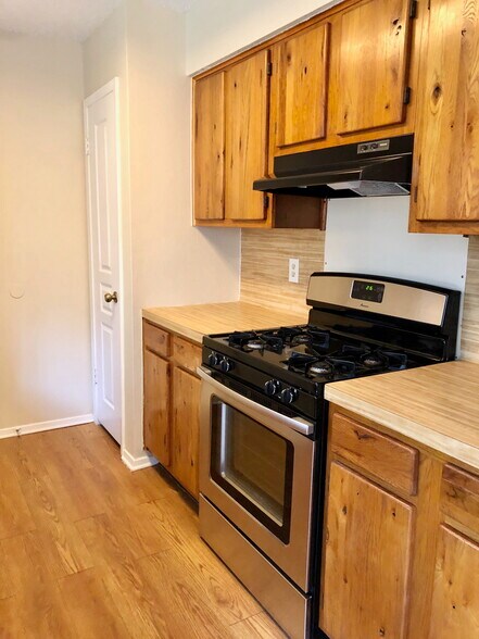 Unit A Kitchen - 4504 Dorsett Oaks Cir