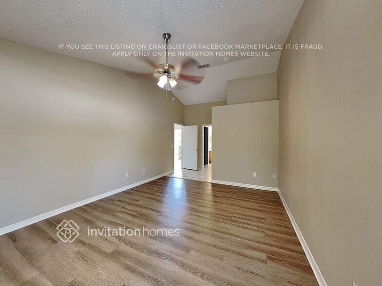 Building Photo - 328 Inglenook Cir