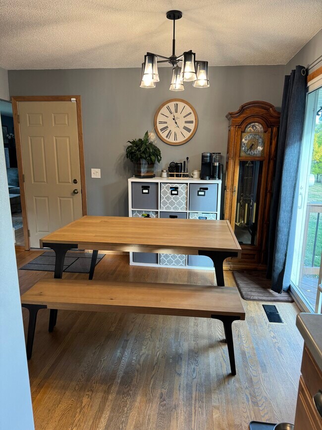Dining Room - 108 Bluwood Ave
