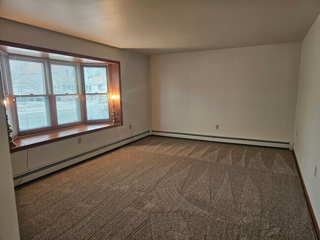 Building Photo - 1 Bed 1 Bath Single Family Home in Wisconsin Rapids