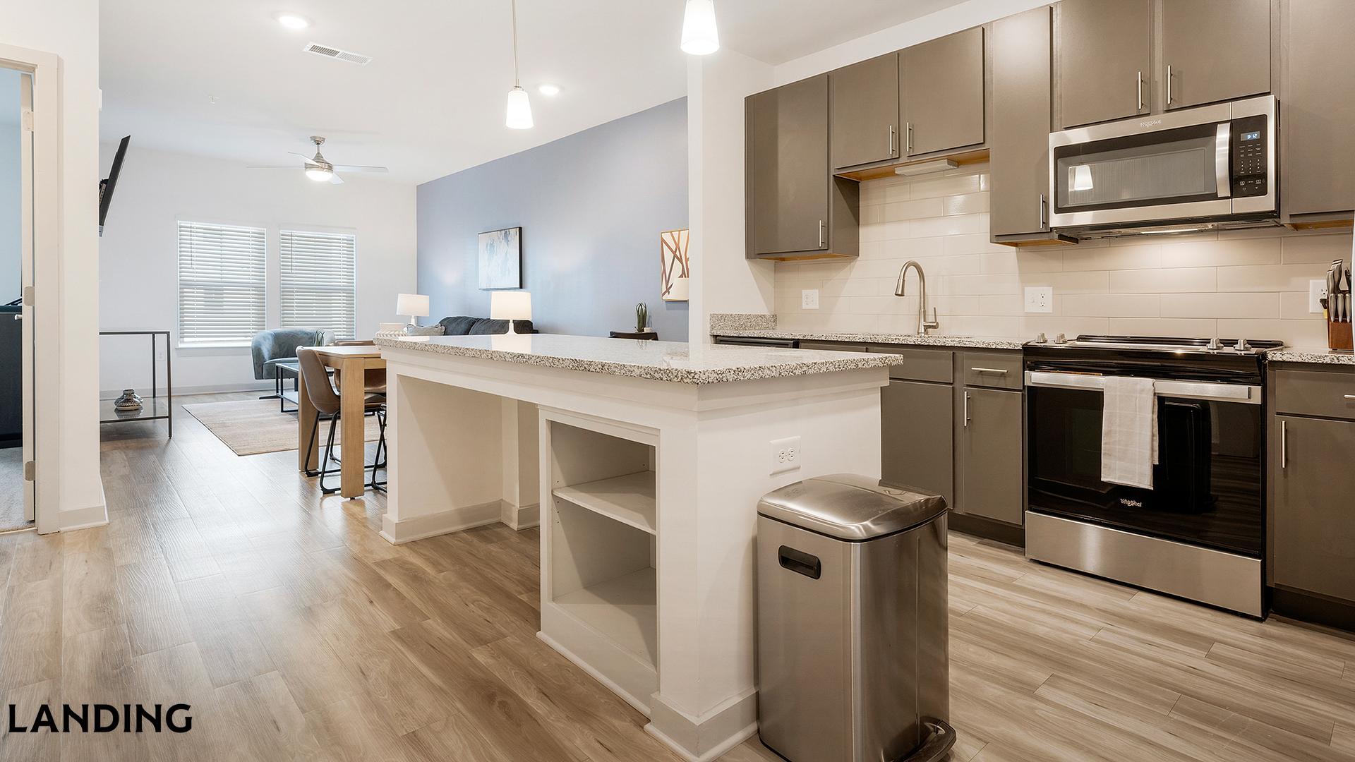 Building Photo - 6000 Front St