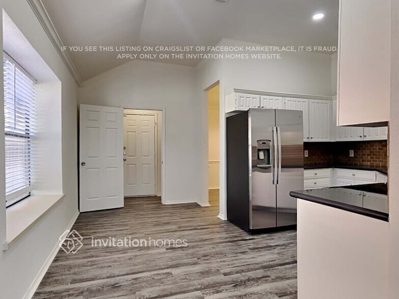 Building Photo - 6305 Fern Meadow Dr