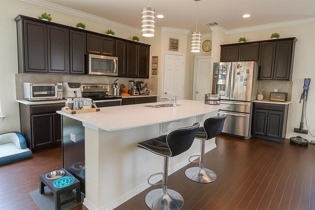 Building Photo - 16021 Remington Reserve Way