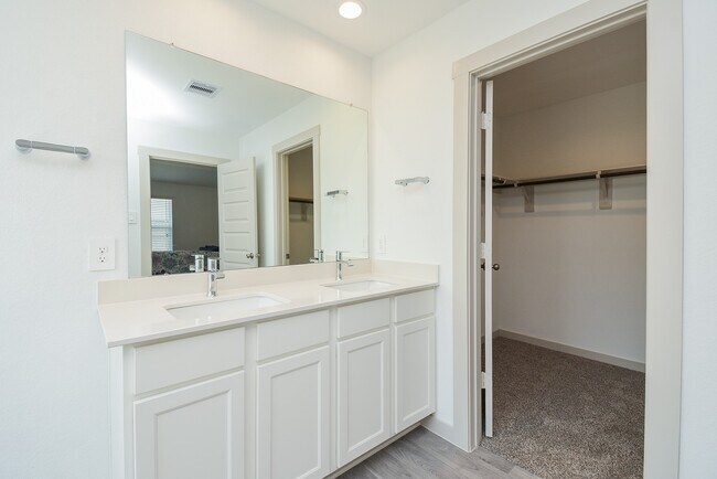 Building Photo - 7326 Marina Hts Wy