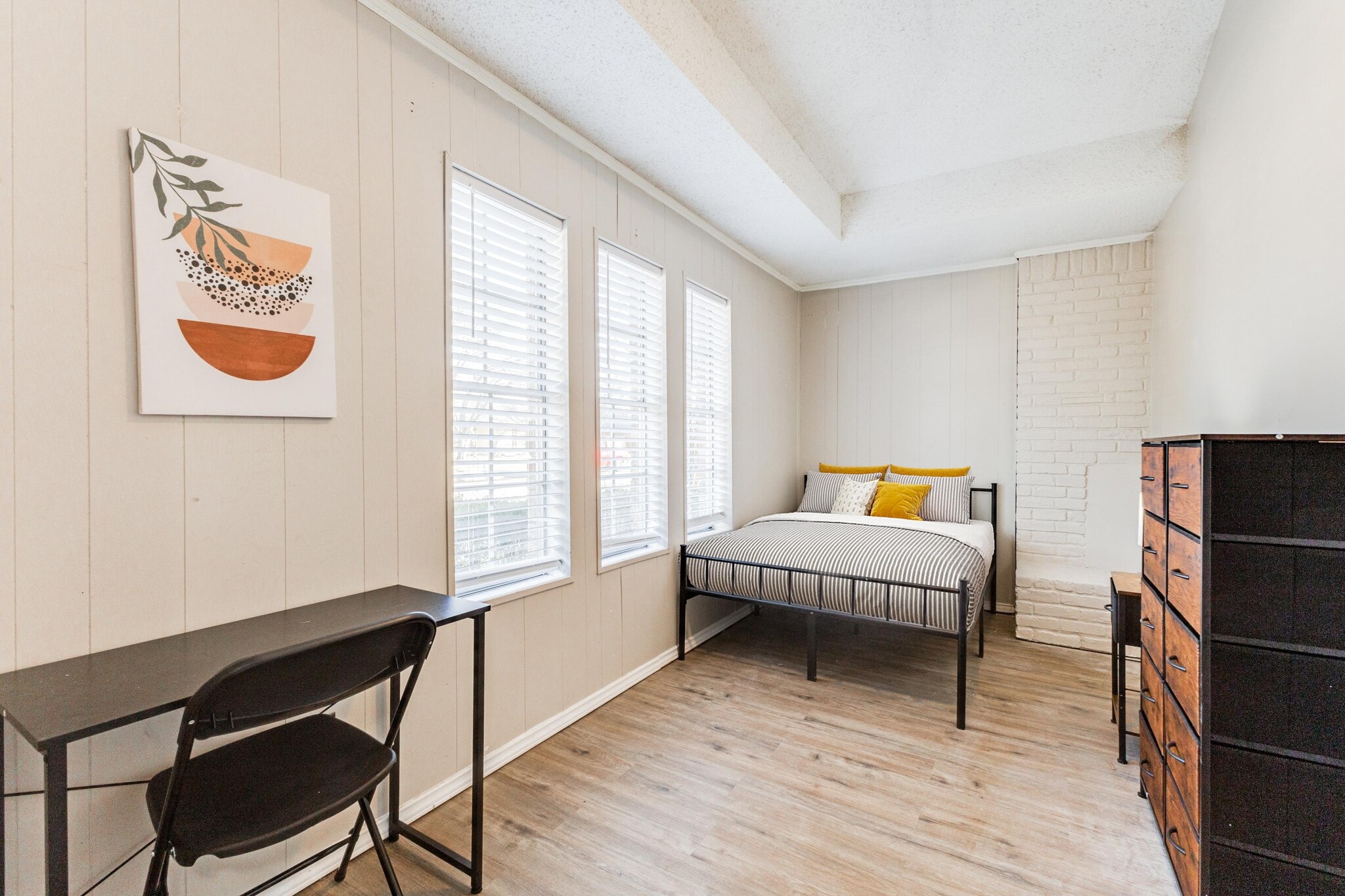 Building Photo - 7614 Swiss Way