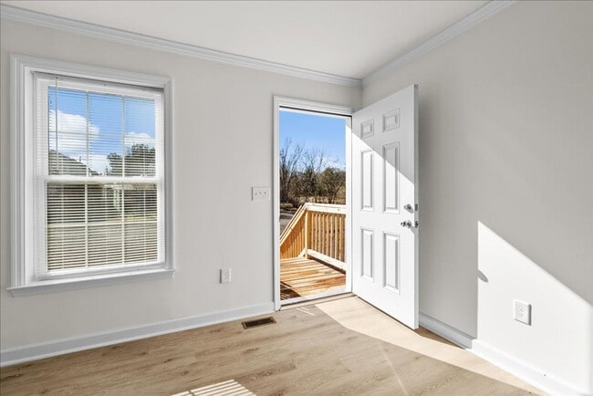 Building Photo - The Home You’ve Been Searching For! *Utilities & Furniture can be added with a rental premium.*