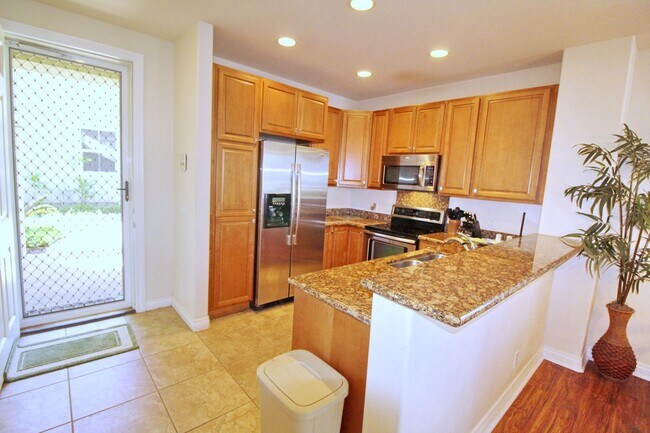 Building Photo - Kai Ani Village - Furnished 2 bed 2 bath - Pool, Cabanas, Hot Tub, and Close to the Beach to Kai ...