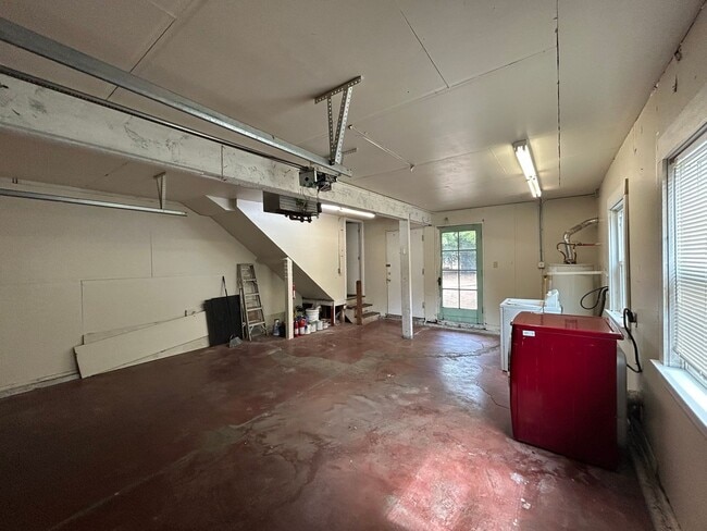 Building Photo - 1153 Arcadian Ave