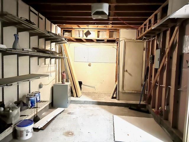 Building Photo - 5922 Windham Ct