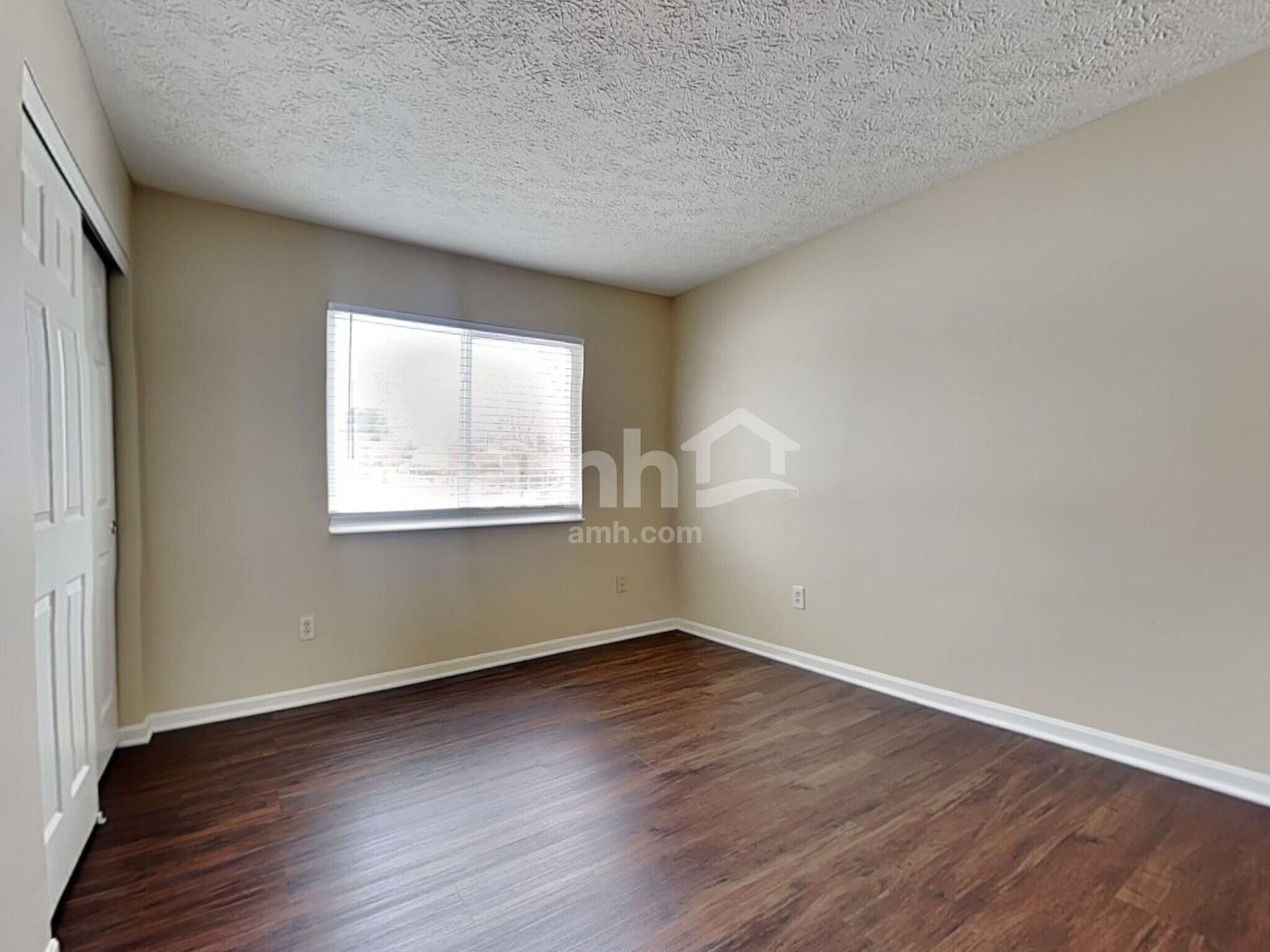 Building Photo - 6947 Autumn Glen Dr