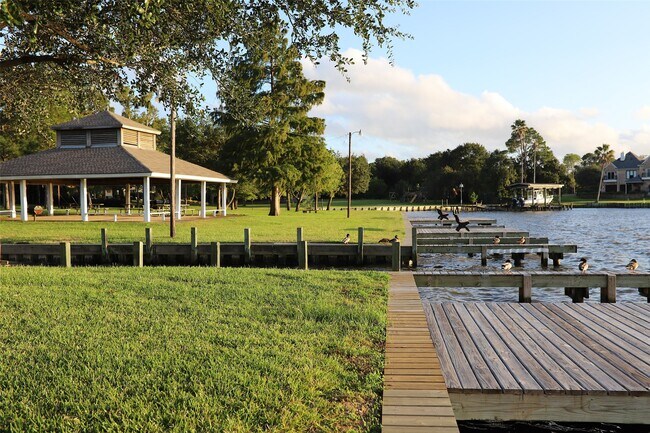 Building Photo - 307 Whitecap Dr