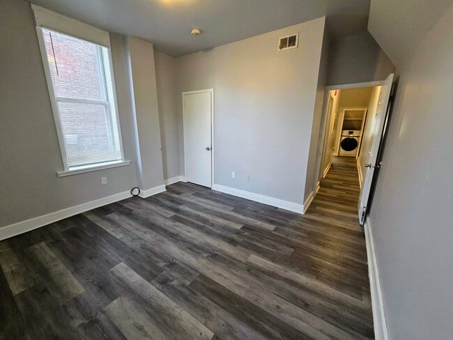 Building Photo - 1309 W Allegheny Ave