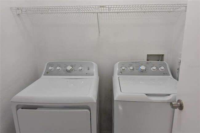 Building Photo - 956 Salt Pond Pl