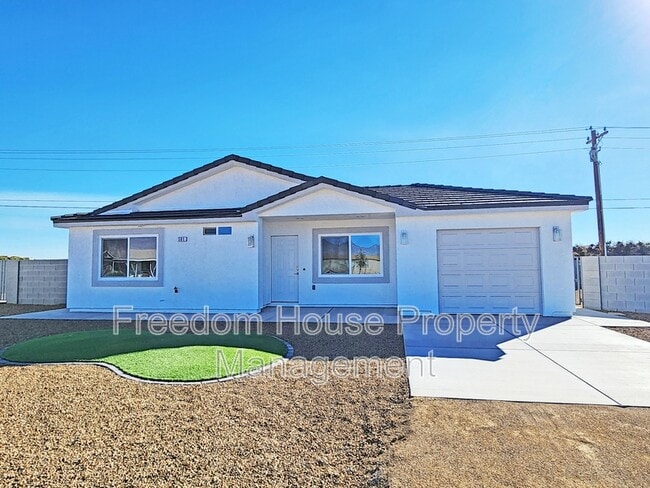 Primary Photo - 581 Valiant Ave