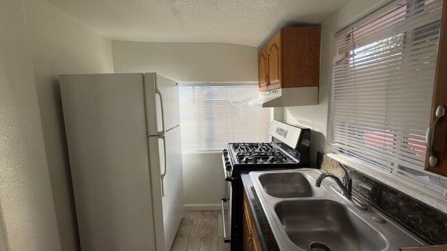 Building Photo - 7027 Washington Ave