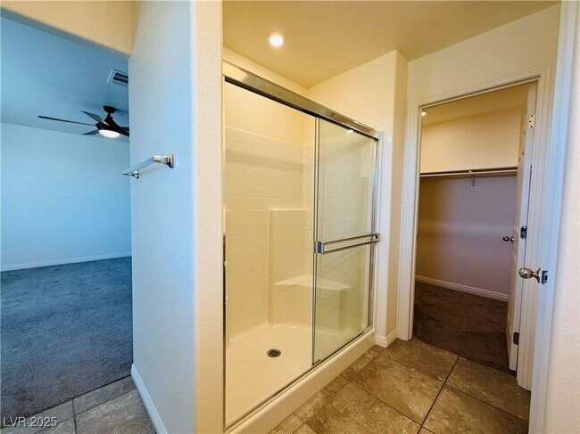 Building Photo - 460 Ylang Pl