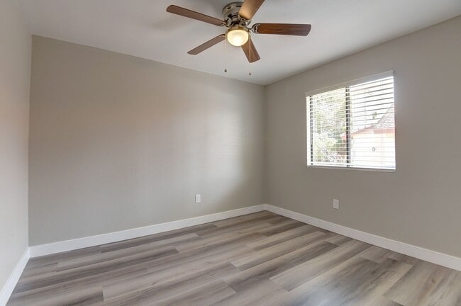 Building Photo - 853 Rock Springs Dr