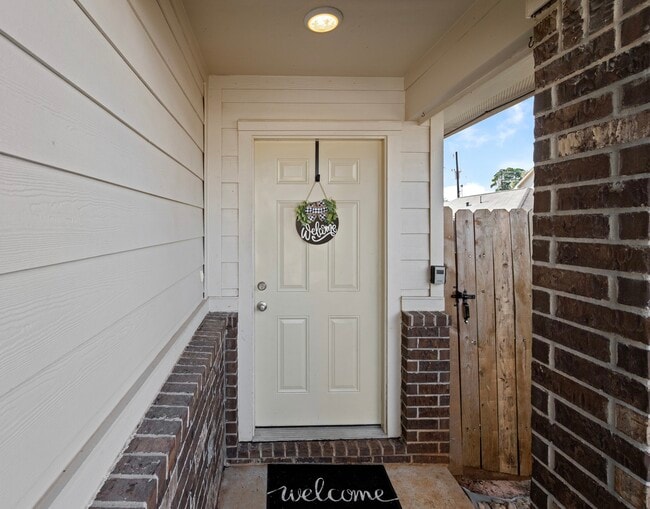 Building Photo - 16649 E Forrestal St