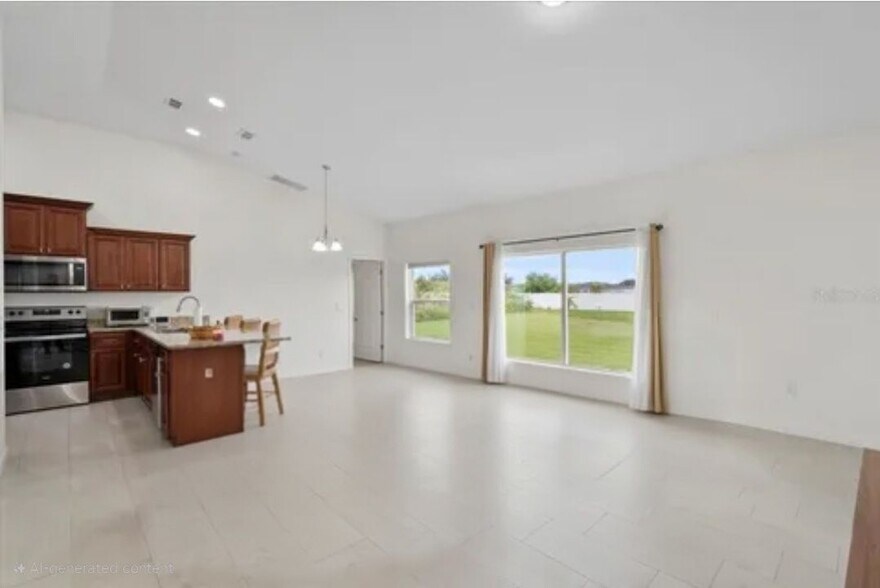 Building Photo - 228 Amesbury Ln