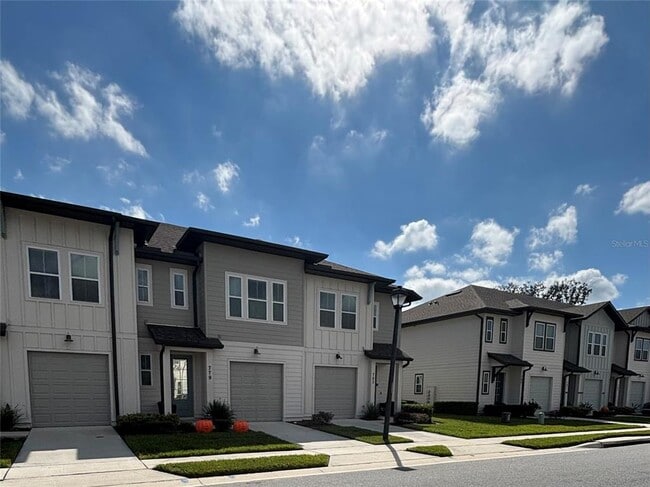 Building Photo - 775 Longboat Dr